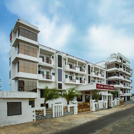 קניאקומרי Hotel Viswa Grand מראה חיצוני תמונה